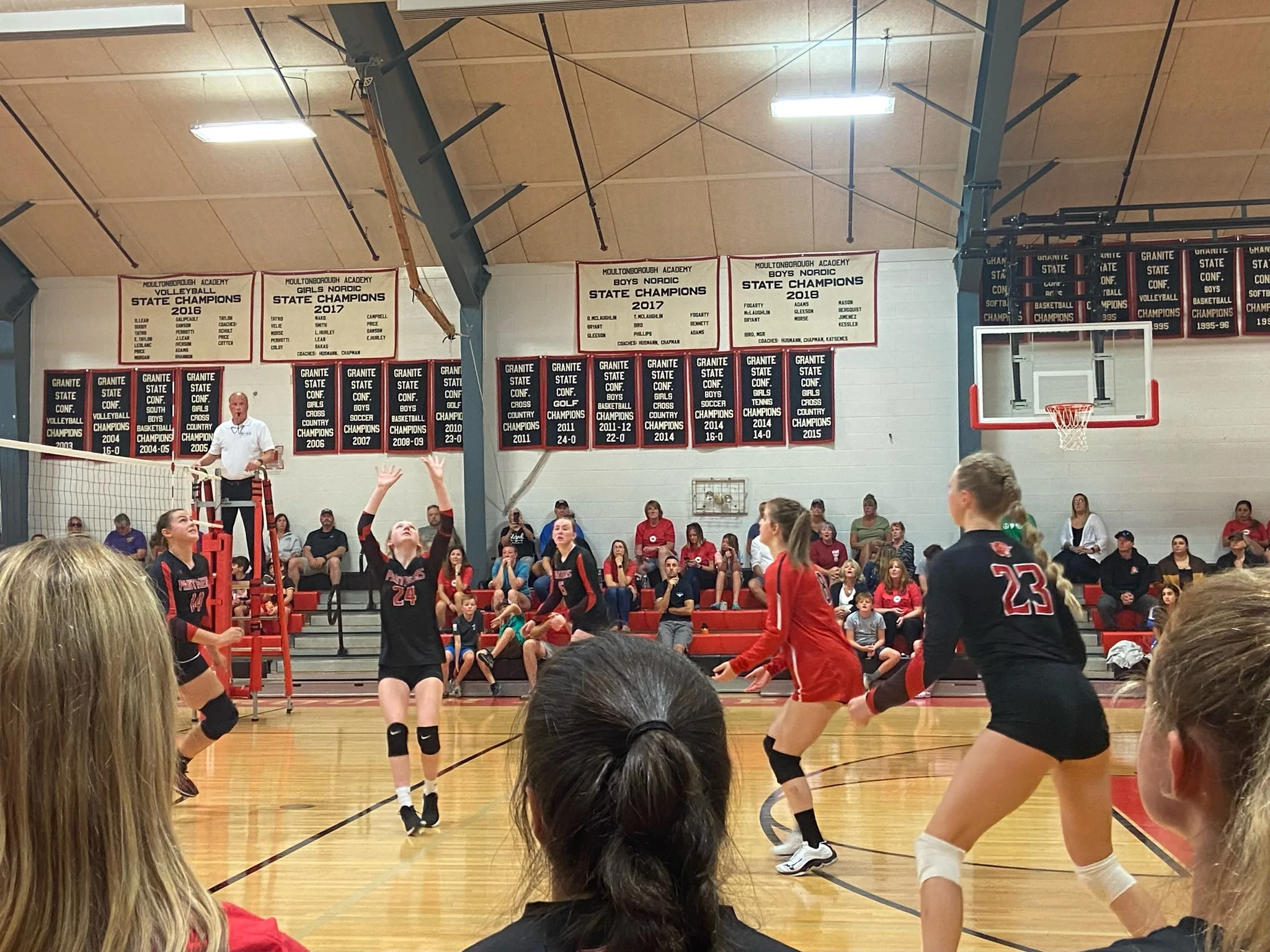 girls volleyball