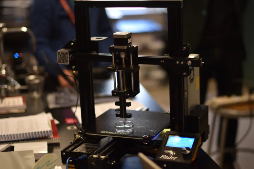 Close up photo of a 3-D bioprinter.